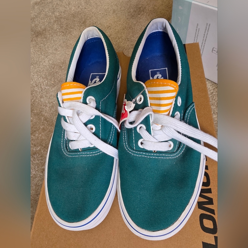 Vans Green and White Women's Sneakers